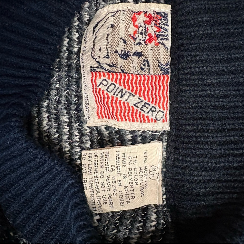 Vintage Point Zero Argyle Knit Sweater | Black & Grey | Size S - Picture 4 of 4